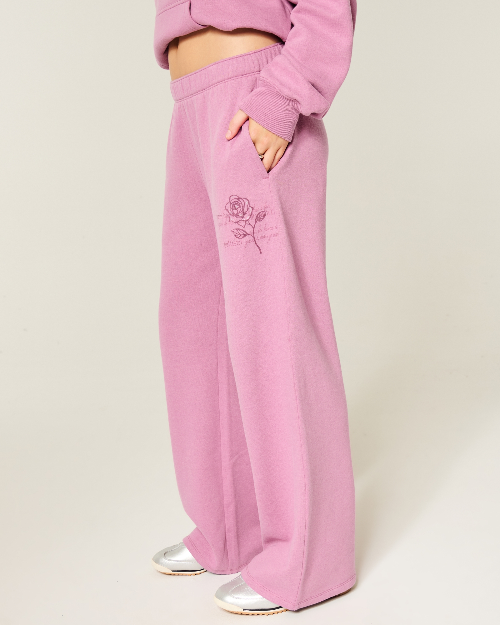 Wide-Leg Sweatpants