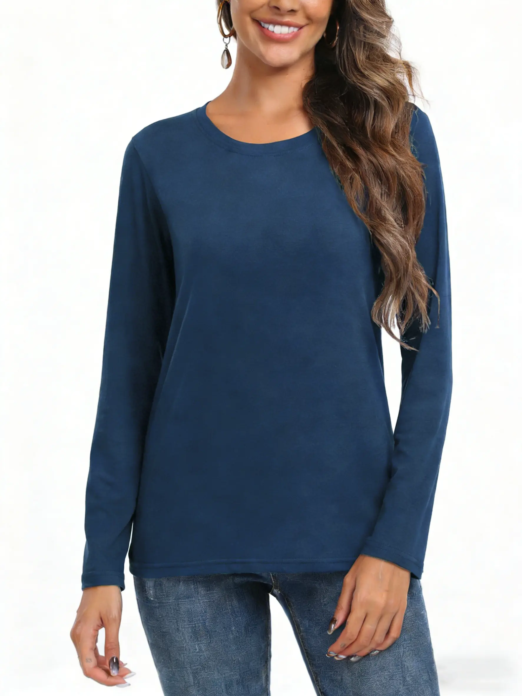 Women's loose-fit long-sleeve crew-neck top