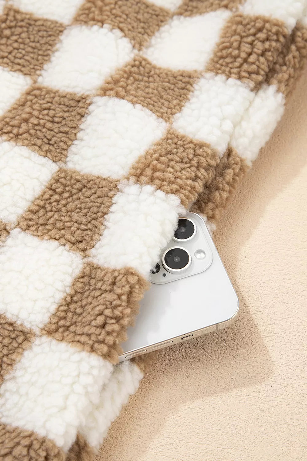 Oversized Checkered Sherpa Jacket - Cozy Style & Comfort