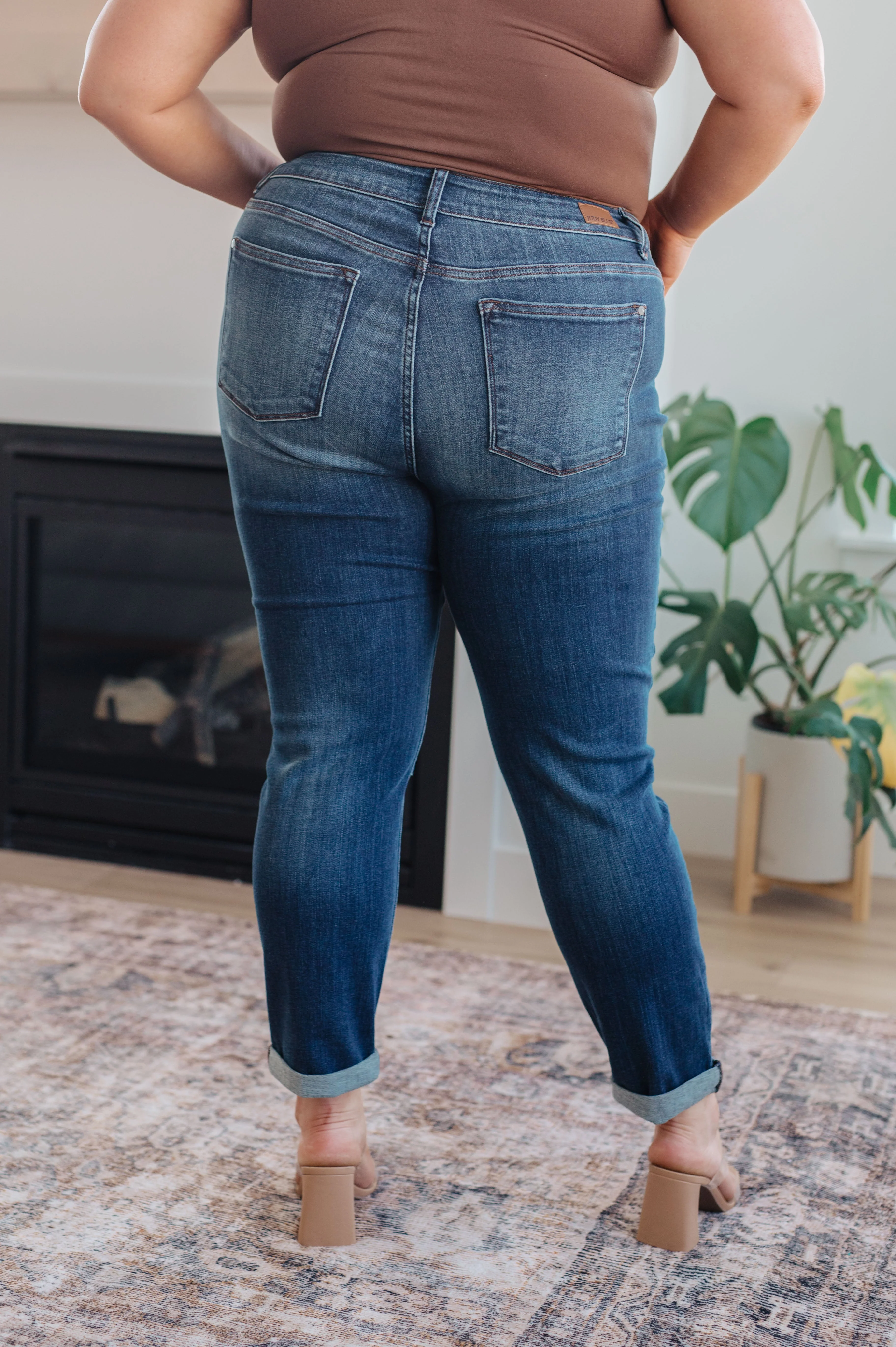 Mid Rise Cuffed Slim Fit Jeans