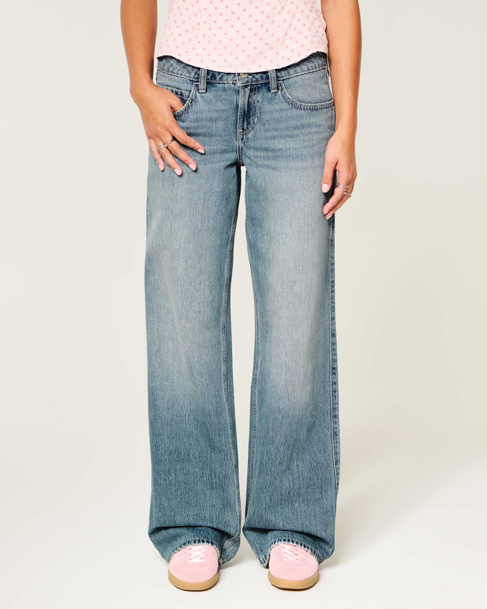 Low-Rise Dark Wash Baggy Jeans