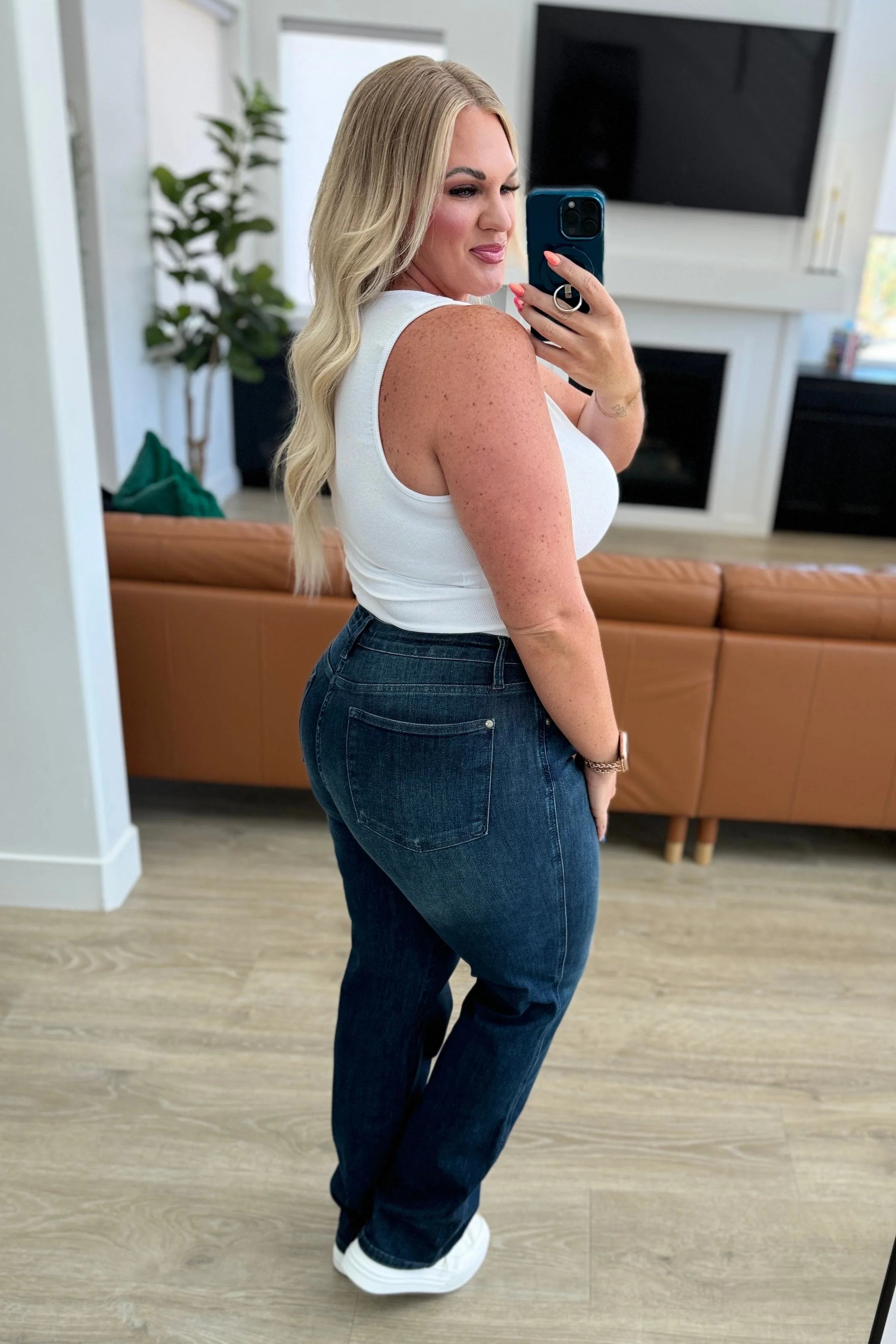 Mid Rise Control Top Classic Straight Jeans
