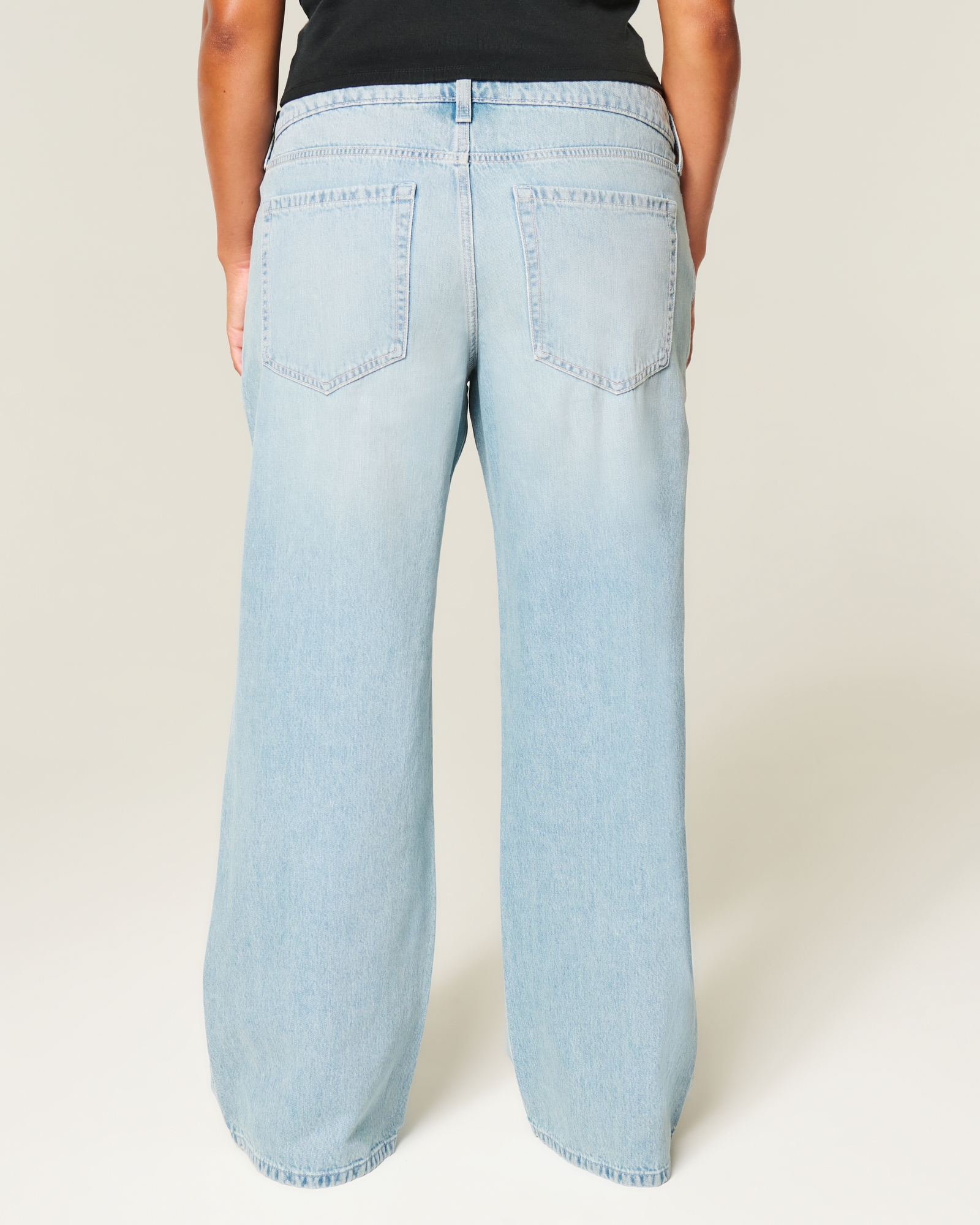 Low-Rise Dark Wash Baggy Jeans