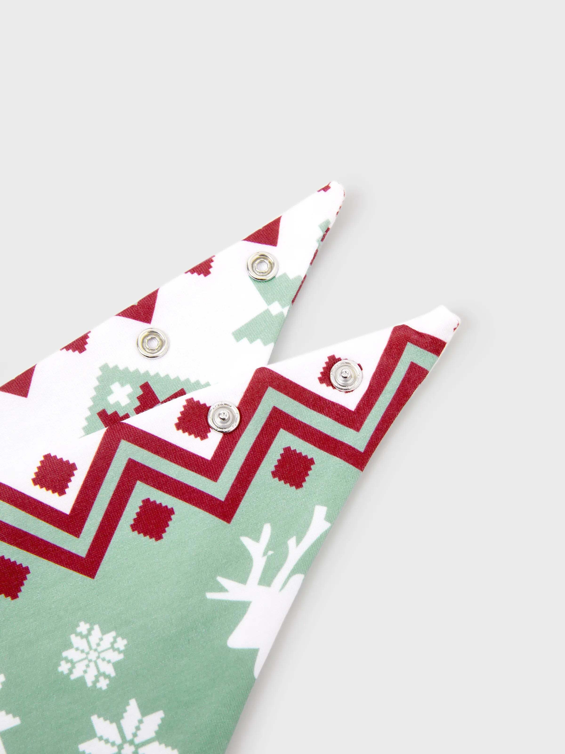 Christmas Matching Family Pajamas Set Christmas Spirit and Snowflake Print PJS with Christmas Socks Pale Green