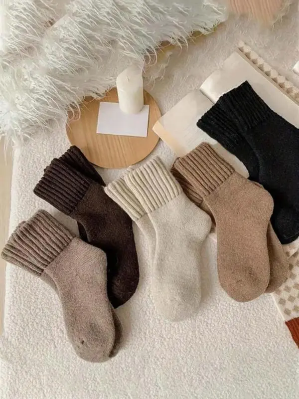 Nyzfexk Women's Solid Mid-calf Socks, Casual Soft Comfy Warm Socks for Fall & Winter, Women's Socks for Daily Wear