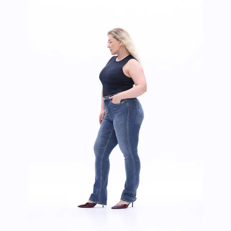 Plus-size high-waisted, medium-stretch denim jeans