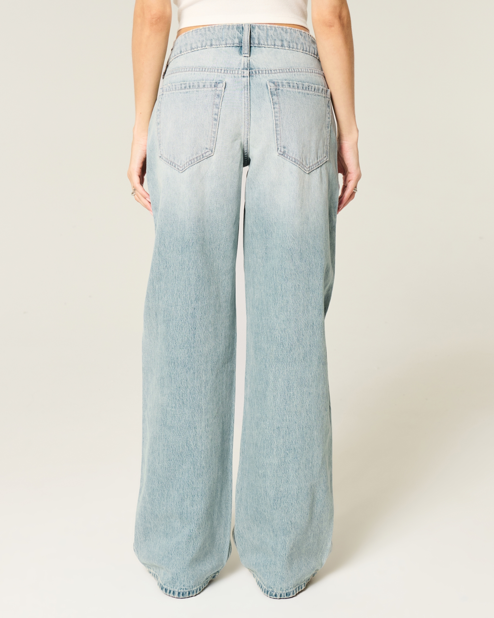 Low-Rise Dark Wash Baggy Jeans
