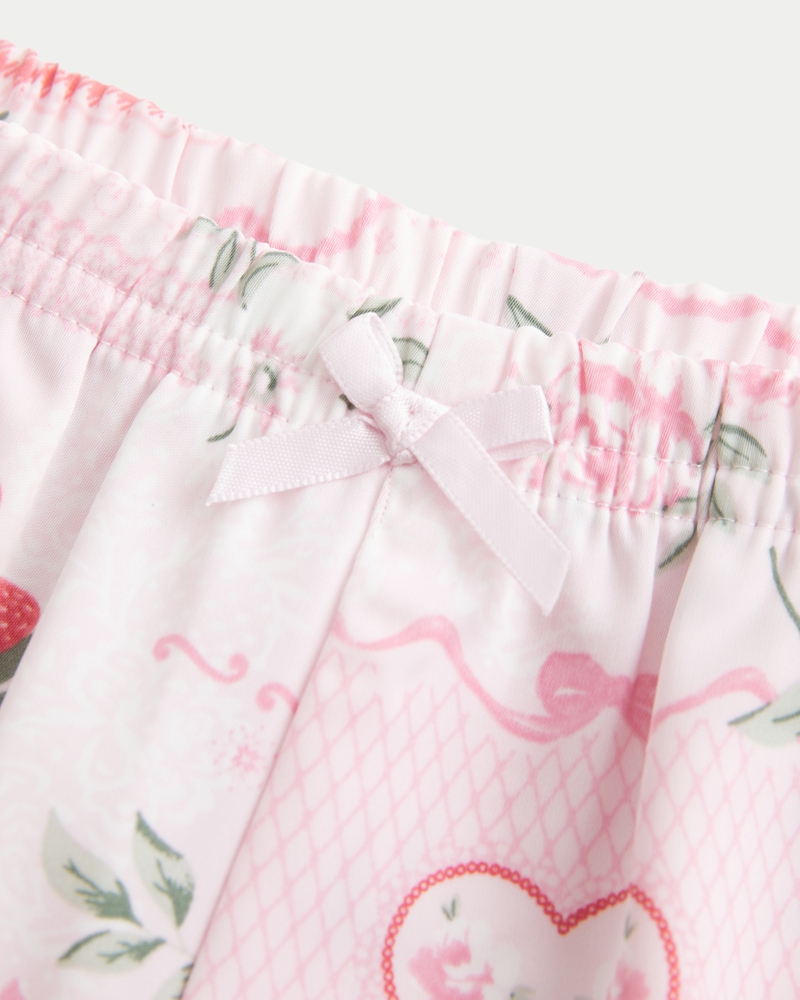 Bow Embellishment Shorts