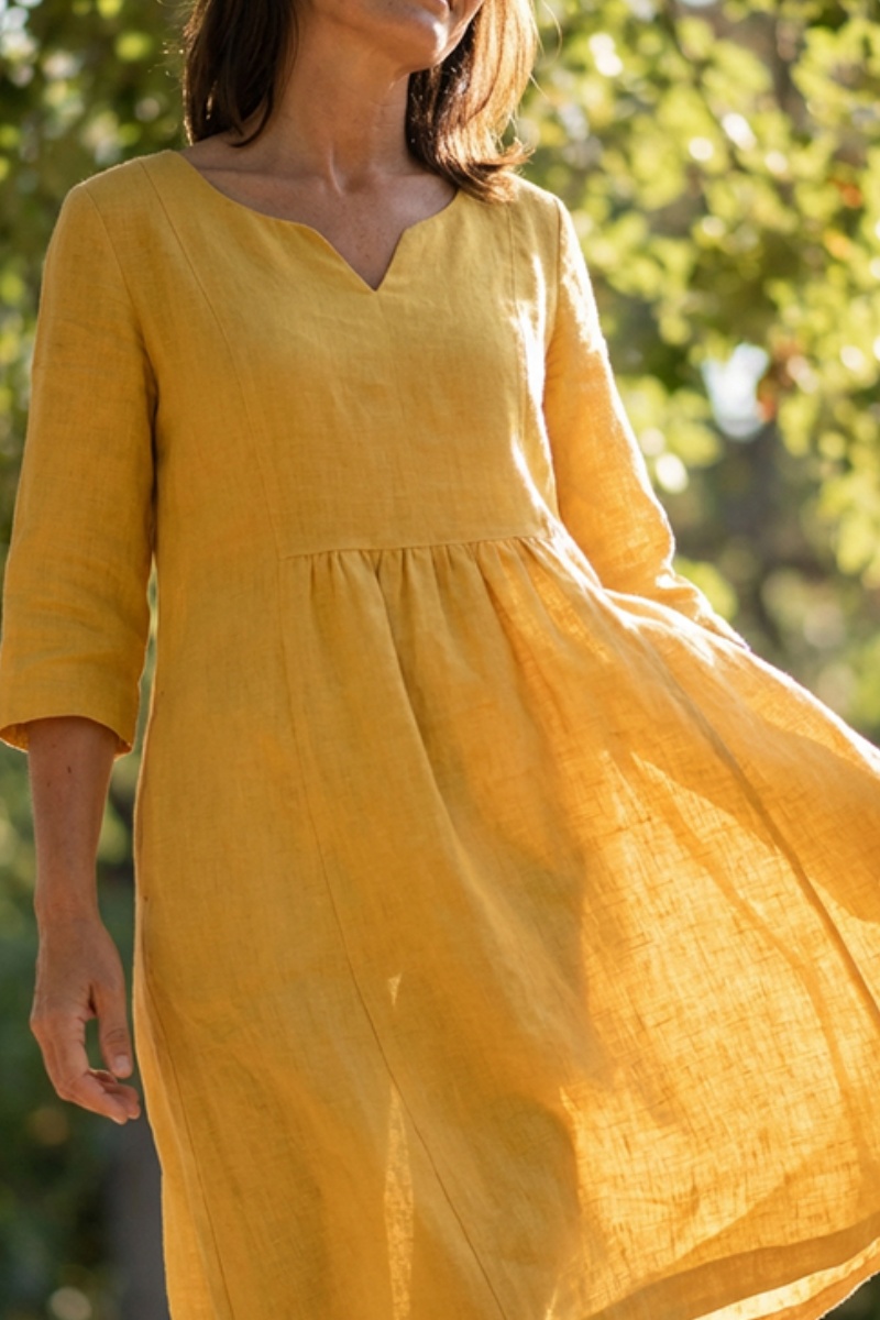 V-Neck Casual Dress, Three-Quarter Sleeves, With Pockets