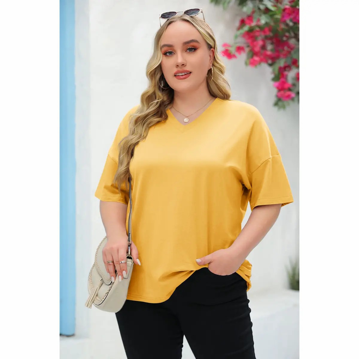 Women's Plus Size V Neck T Shirts Summer Half Sleeve Tees Casual Loose Fit Cotton Tunic Tops