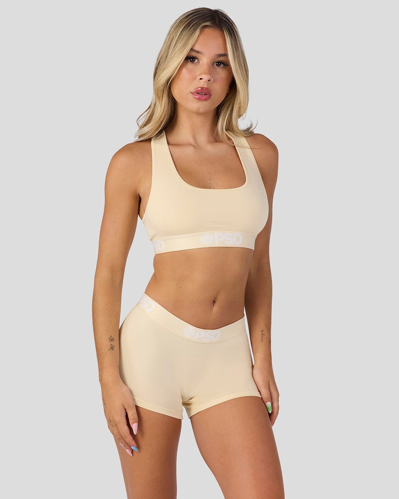 Modal Solids - Creme