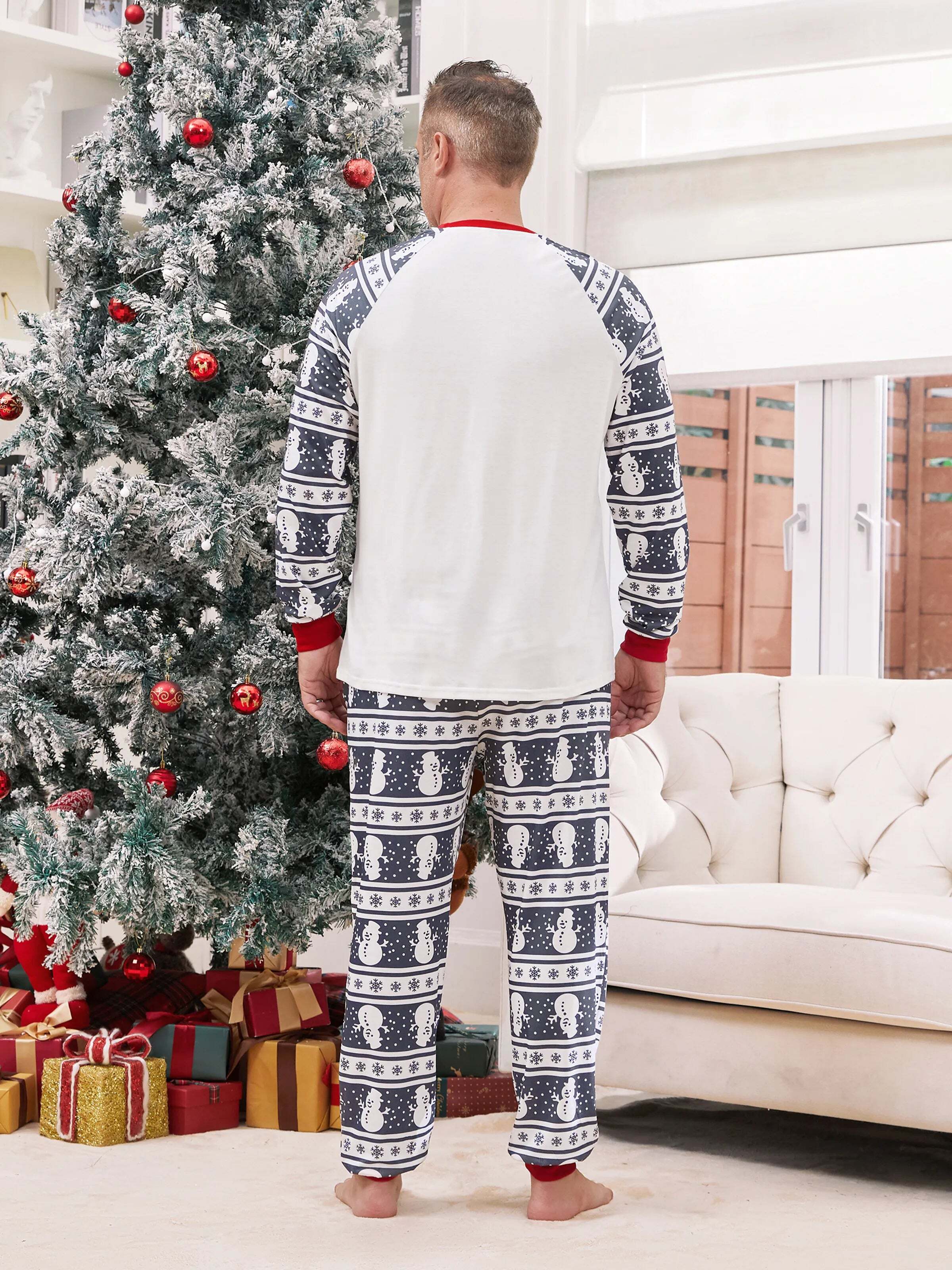 Matching Christmas Pajamas Family Snowman Pattern Long Sleeves PJs Sets Christmas Socks Dark Grey