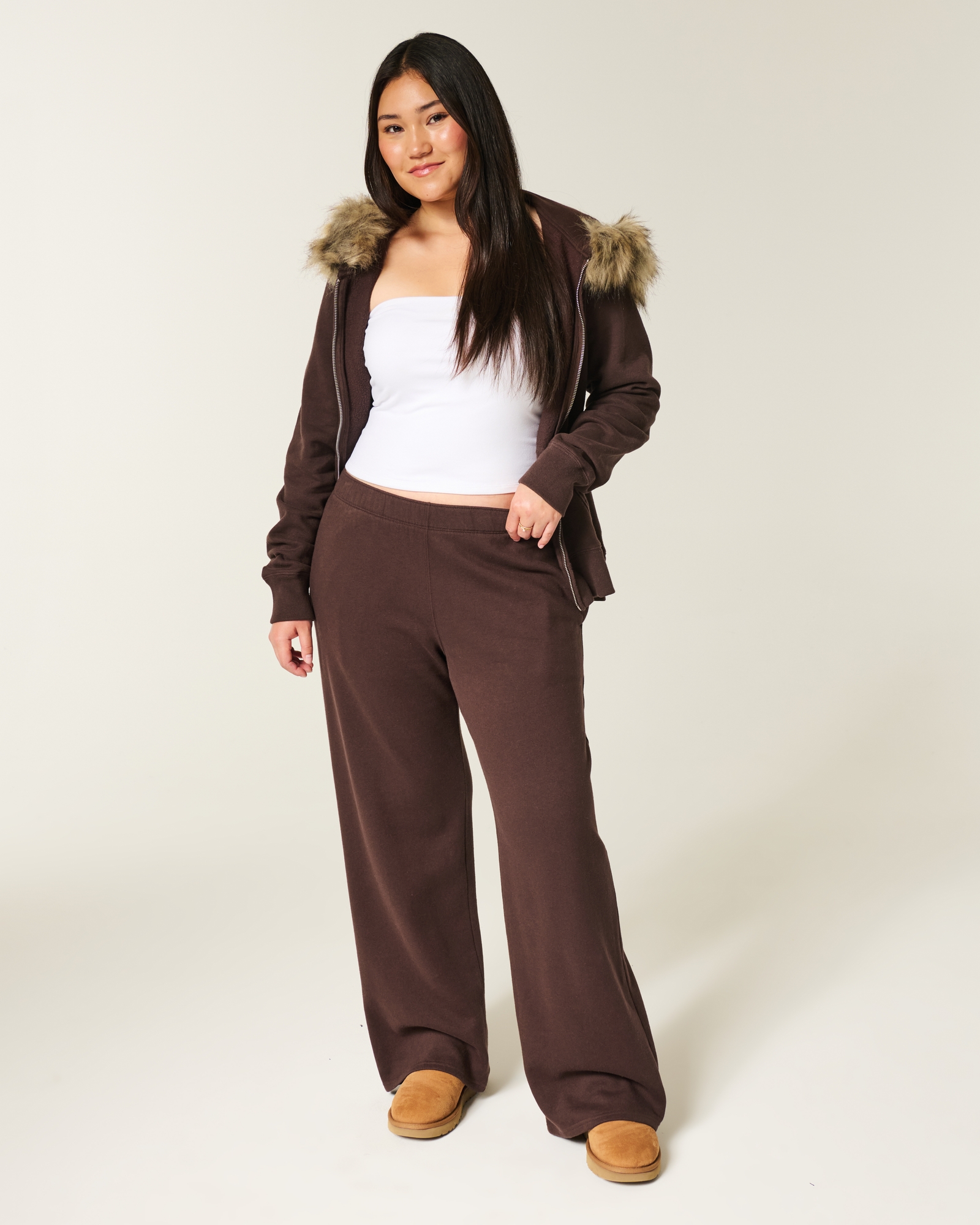 Wide-Leg Sweatpants