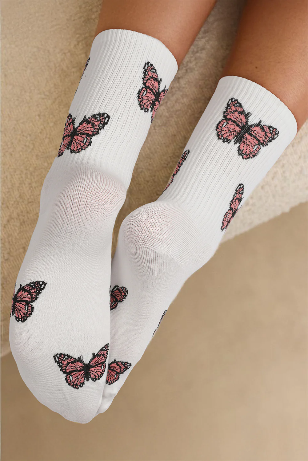 White Butterfly Pattern Ribbed Edge Soft Crew Socks