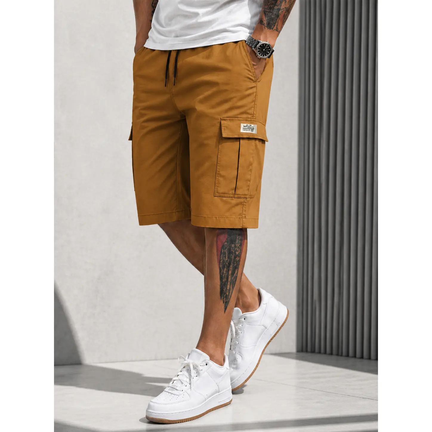 Men's slim-fit shorts