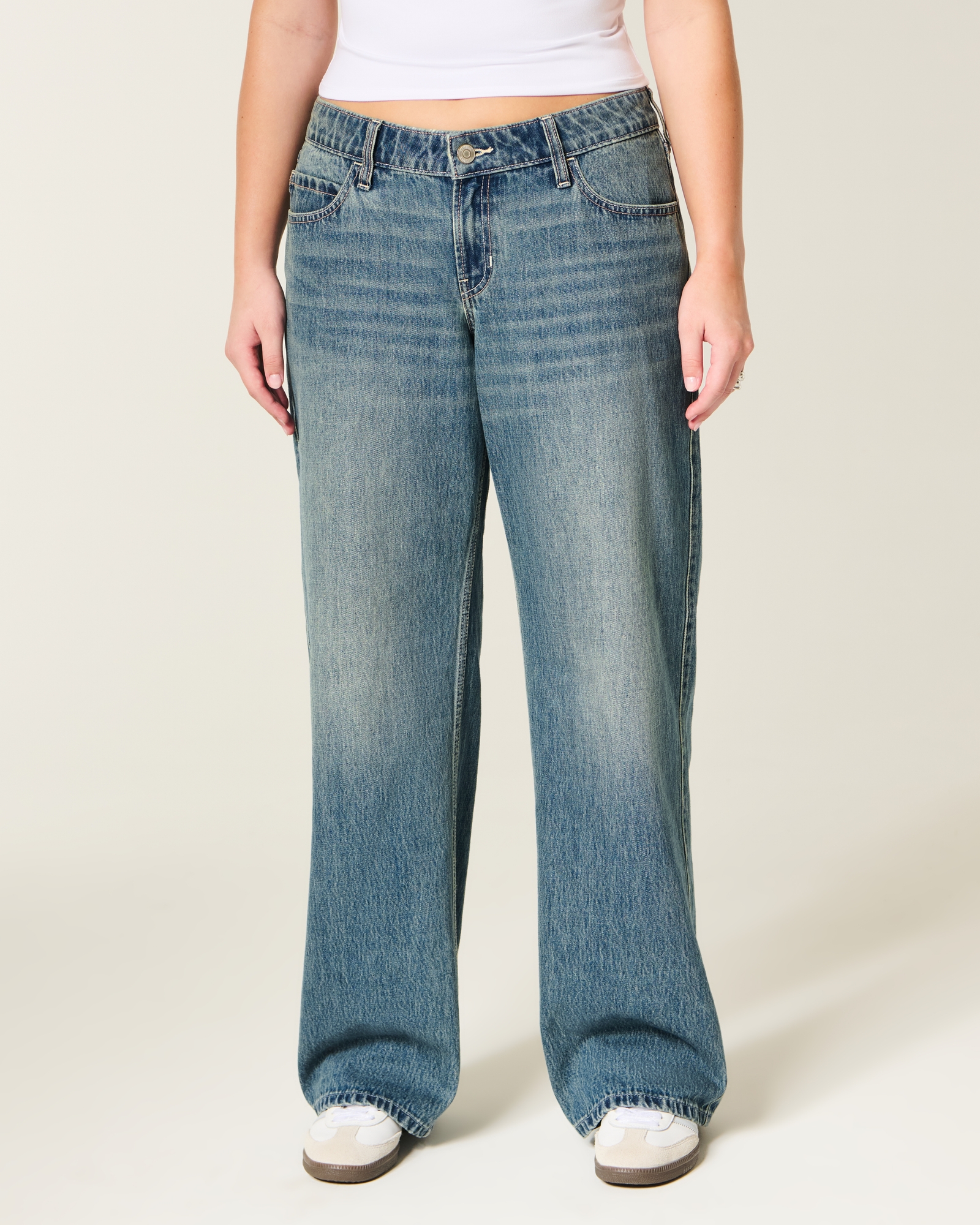 Low-Rise Dark Wash Baggy Jeans