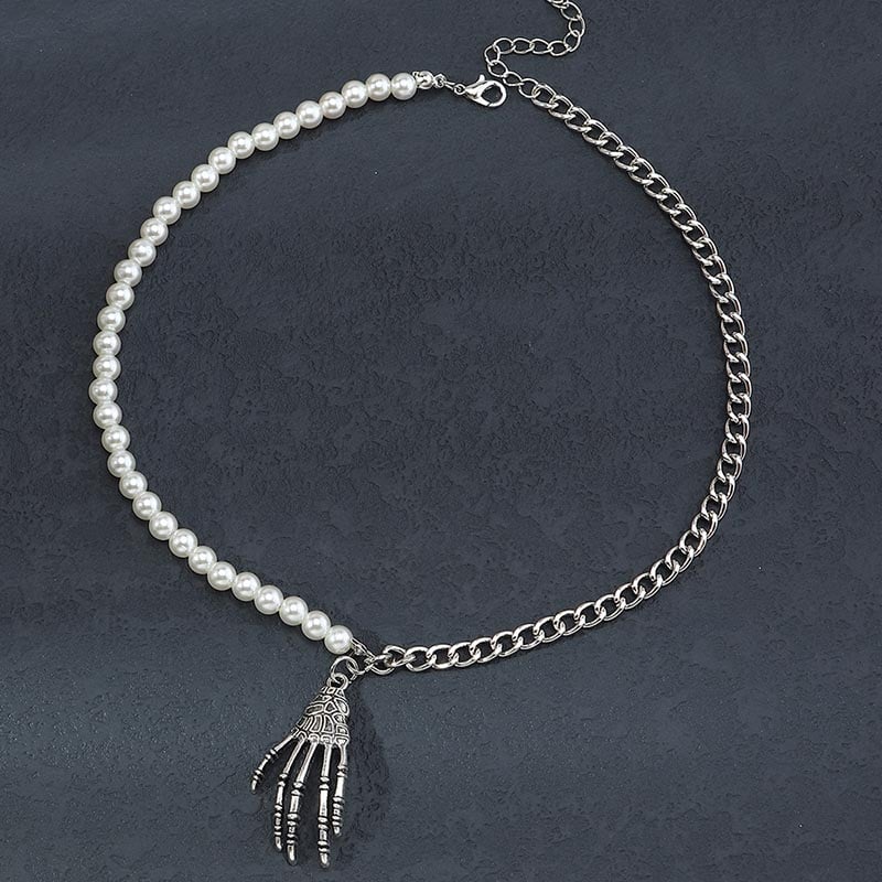 Fashionable And Personalized Creative Ghost Claw Design Necklace