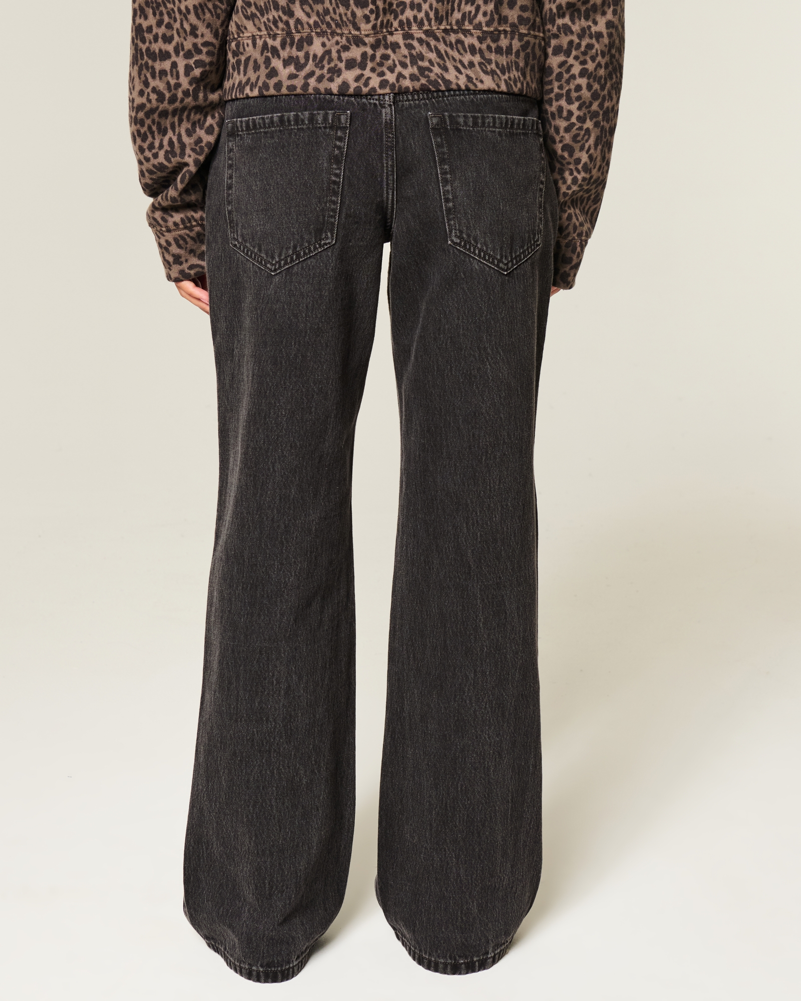 Low-Rise Dark Wash Baggy Jeans