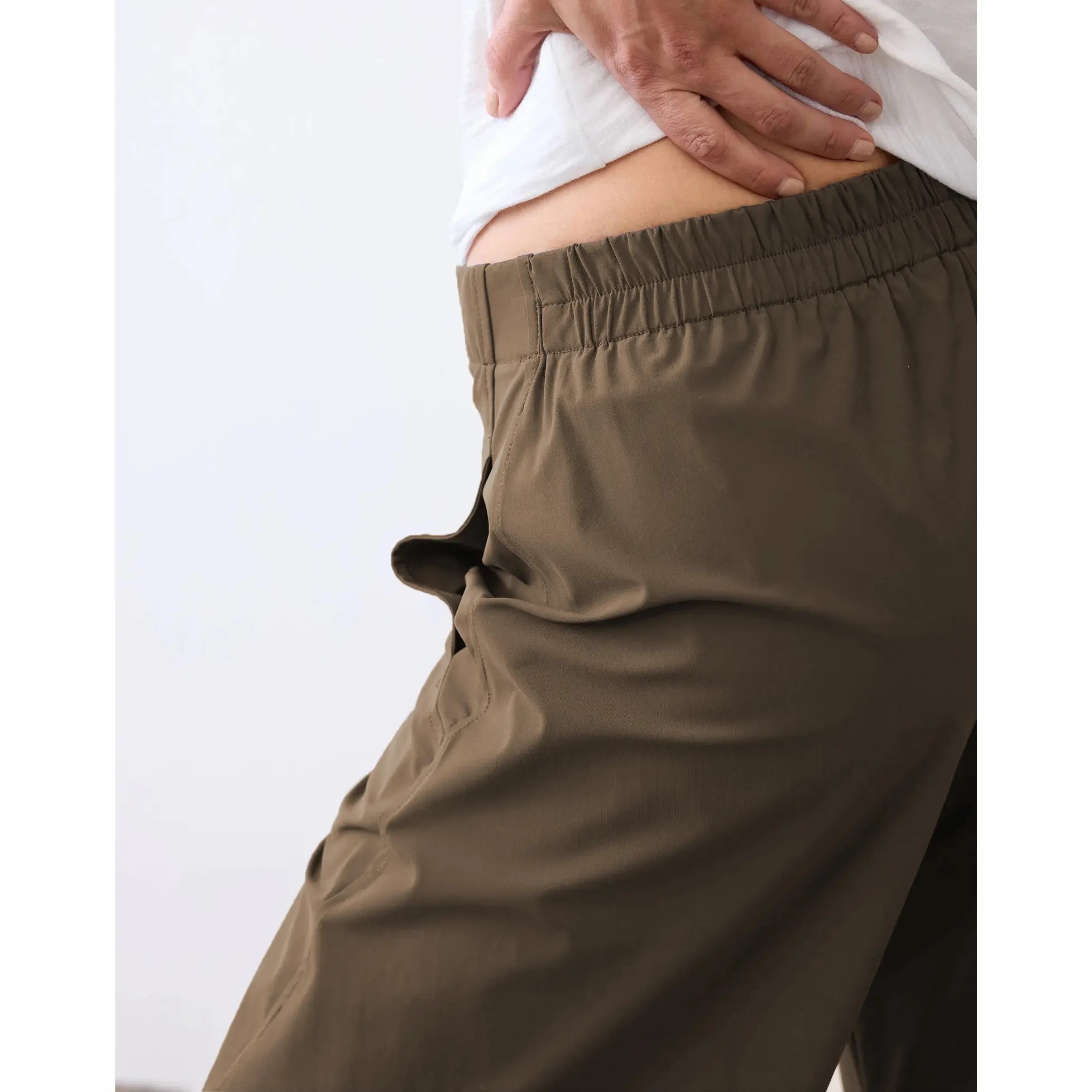 Women's Barrel Travel Pants – Elastic Waistband, Tapered Leg, Baggy Mid Rise Trousers with Pockets