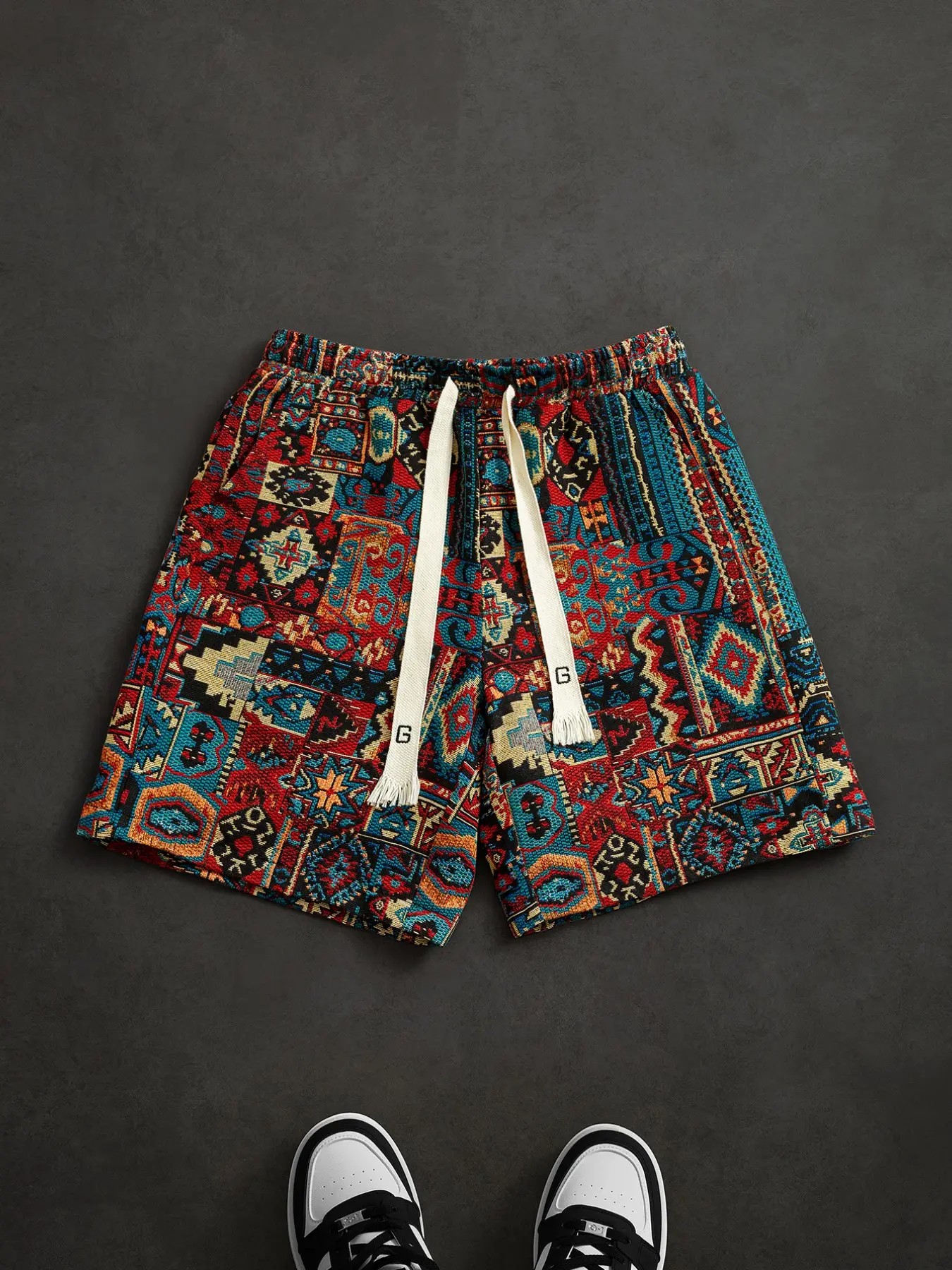 Men’s Retro Comic Print Shorts – Loose Fit Streetwear Summer Shorts