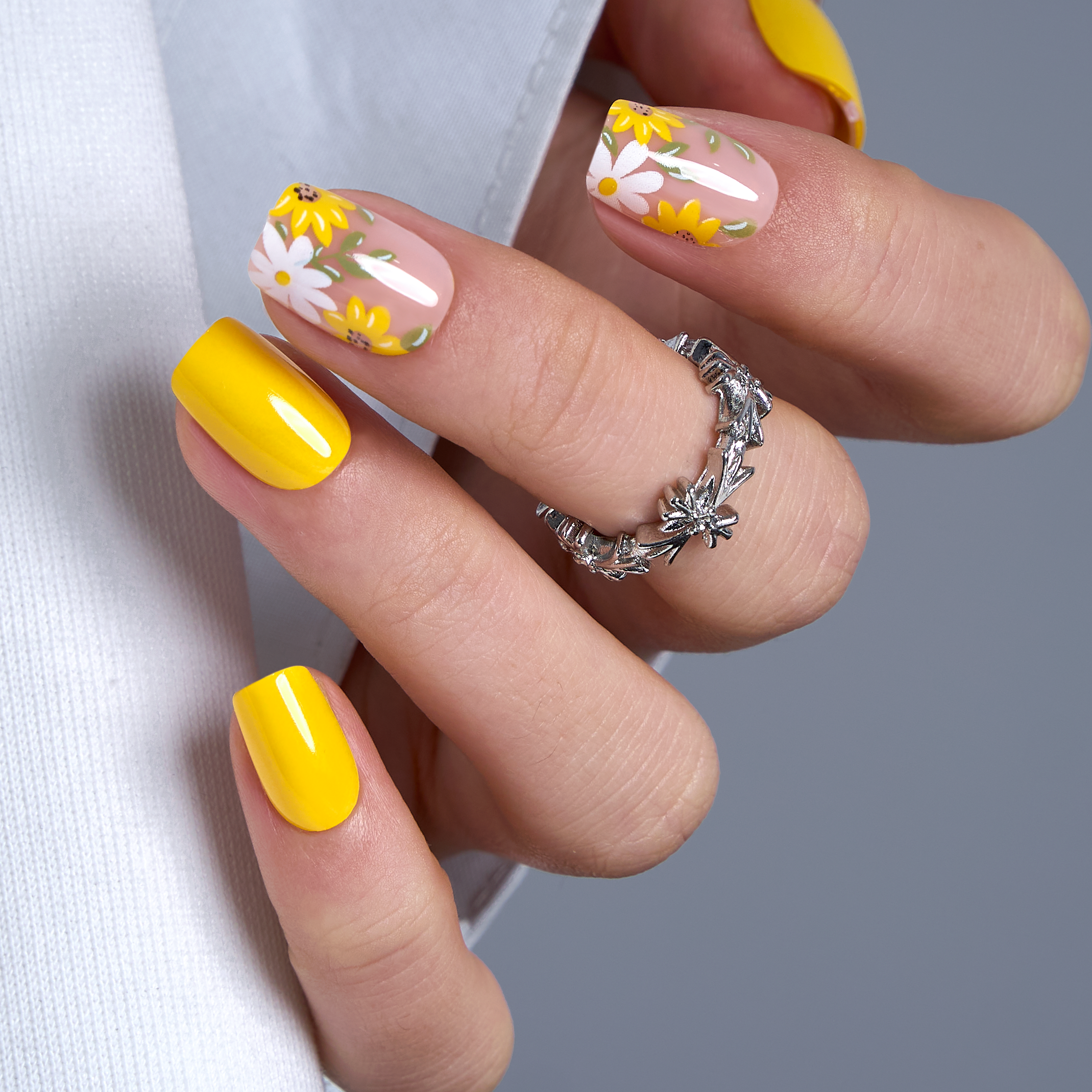 Sunny Daisy – S Squoval