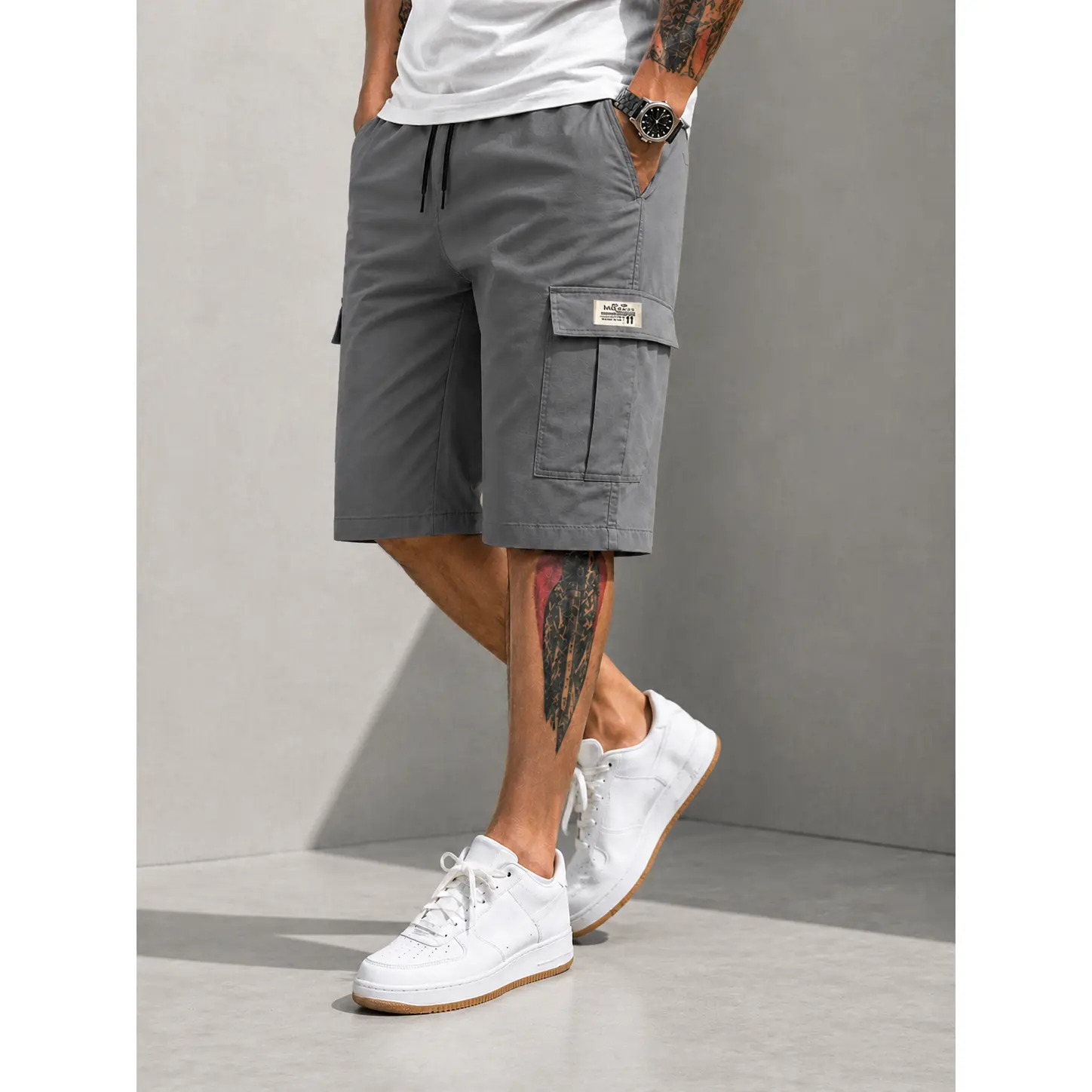 Men's slim-fit shorts