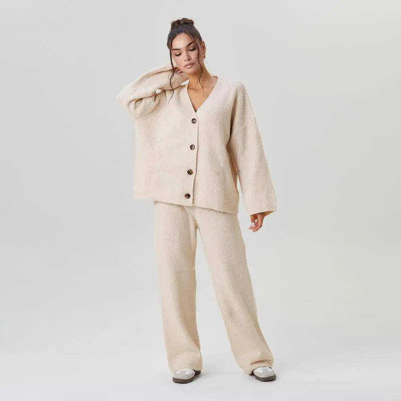 Women's Slouchy Solid Color V-Neck Button-Up Long Sleeve