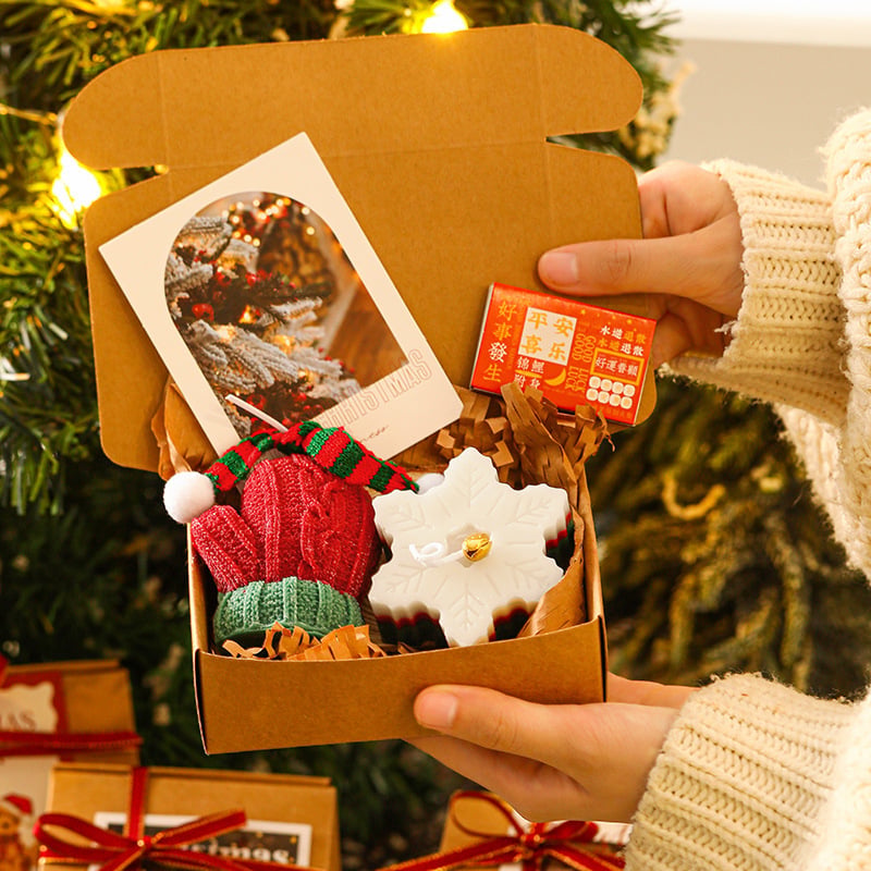 🎄Christmas Aroma Candle Ornament Gift Box